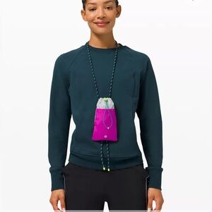 Lululemon Play Forward Crossbody Pouch
